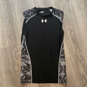 Men’s Under Armour tank